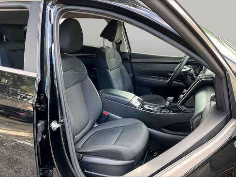 Used 2022 Hyundai Tucson SEL FWD image 9