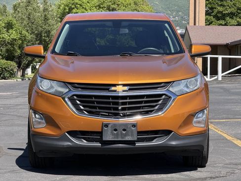 Used 2018 Chevrolet Equinox LT AWD/4WD image 2