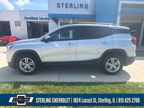Used 2021 GMC Terrain SLE AWD/4WD image 2