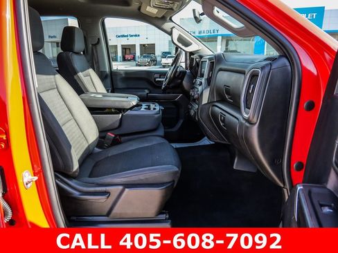 Used 2022 Chevrolet Silverado 2500 LT w/ Convenience Package image 11