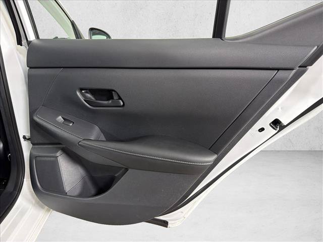 Used 2025 Nissan Sentra SV FWD image 16