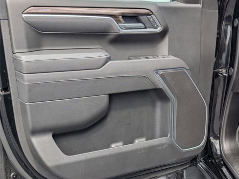 Used 2026 Chevrolet Silverado 1500 LT image 15