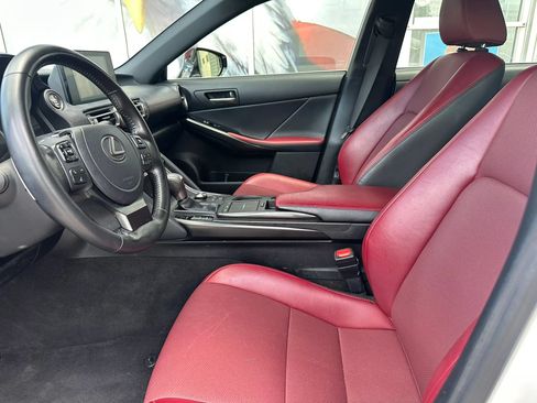 Used 2021 Lexus IS 300 RWD image 10