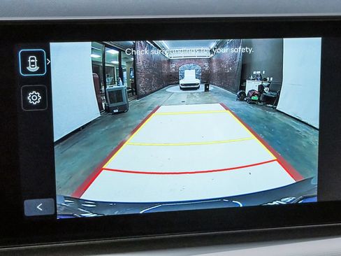Certified 2026 Hyundai Tucson SE FWD image 23