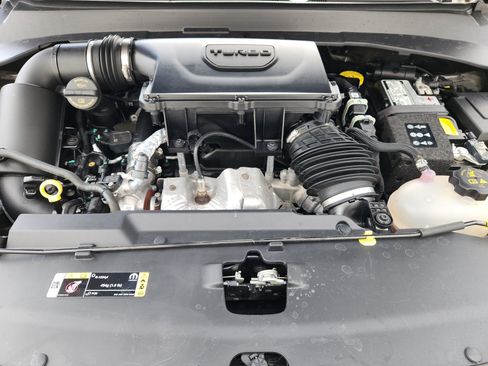 Used 2024 Jeep Compass Trailhawk AWD/4WD image 33