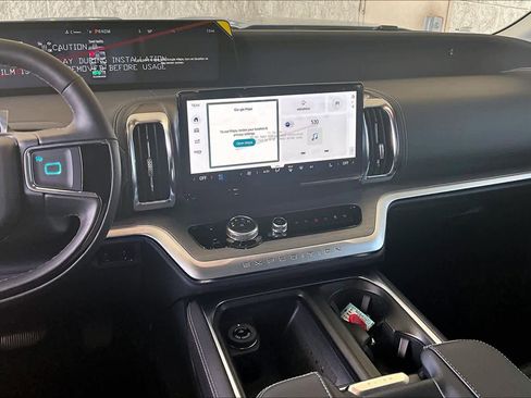 New 2025 Ford Expedition Max Platinum w/ Driver's Package image 7