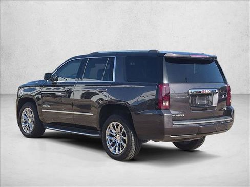 Used 2017 GMC Yukon Denali w/ Open Road Package RWD image 8