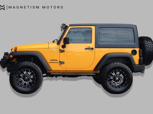 Used 2013 Jeep Wrangler Sport AWD/4WD image 2