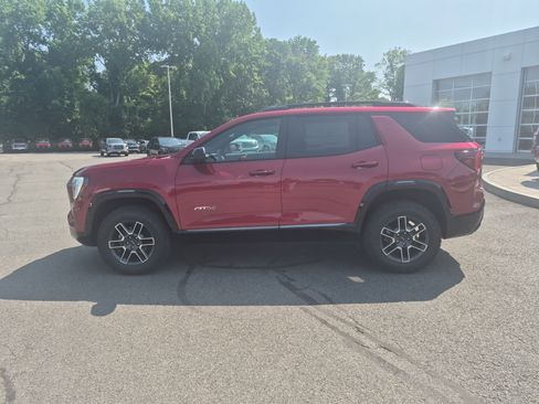 Used 2026 GMC Terrain AT4 w/ Convenience Package III AWD/4WD image 2