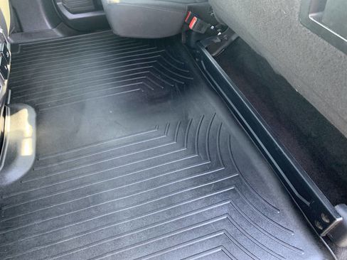 Used 2018 Ford F150 XLT w/ Equipment Group 302A Luxury image 26