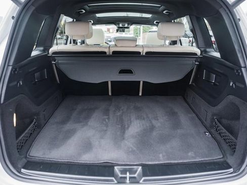 Certified 2025 Mercedes-Benz GLB 250 4MATIC image 11