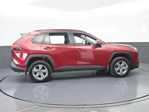 Used 2025 Toyota RAV4 XLE w/ Convenience Package FWD image 7