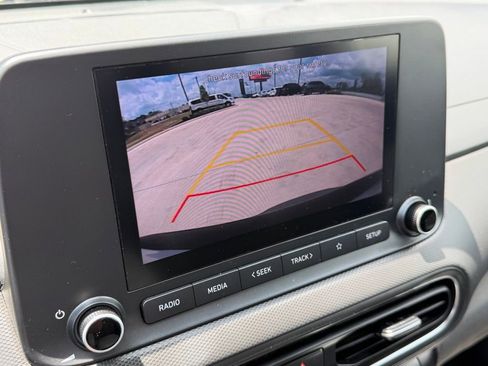 Used 2023 Hyundai Kona SEL image 19