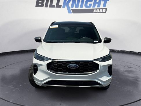 Certified 2024 Ford Escape ST-Line w/ Tech Pack #1 AWD/4WD image 8
