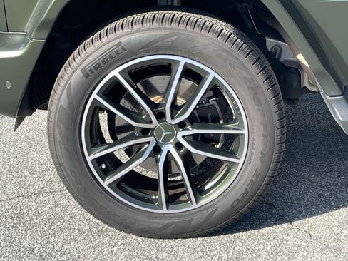 Used 2024 Mercedes-Benz G 550 w/ Final Edition w/ Olive Magno image 15