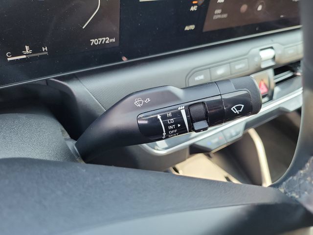 Used 2025 Kia K4 EX FWD image 25