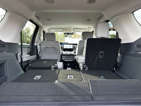 New 2026 Ford Expedition Active image 55