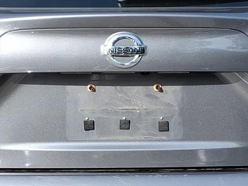 Used 2021 Nissan Rogue Sport S image 7