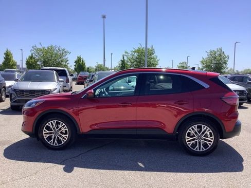 Used 2022 Ford Escape SEL FWD image 6
