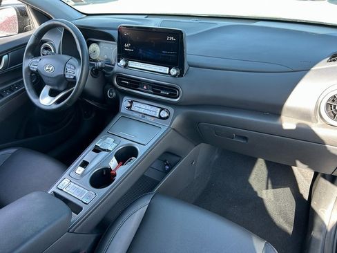 Used 2022 Hyundai Kona Limited w/ Cargo Package image 34