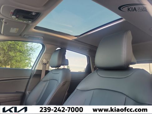 New 2026 Kia Sportage EX w/ EX Panorama Roof Package FWD image 29