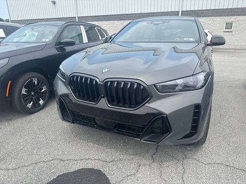 Used 2026 BMW X6 xDrive40i AWD/4WD image 4