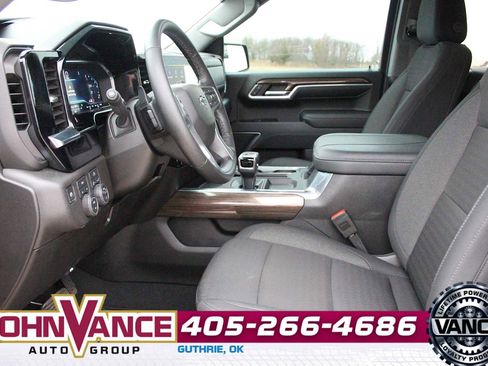 Used 2024 Chevrolet Silverado 1500 RST image 22