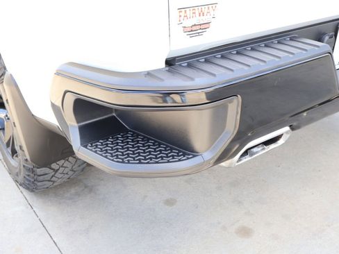 Used 2019 Chevrolet Silverado 1500 LT Trail Boss AWD/4WD image 33
