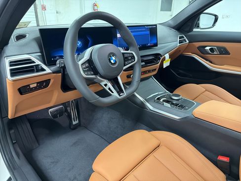 New 2026 BMW 330i Sedan w/ M Sport Package RWD image 4