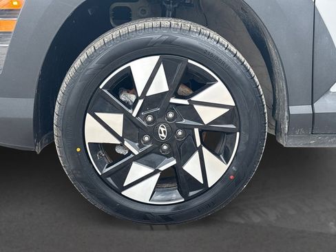 Certified 2025 Hyundai Kona SEL AWD/4WD image 14