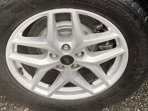 Used 2024 Ford Edge SEL image 27