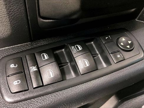 Used 2016 RAM 1500 Express image 37