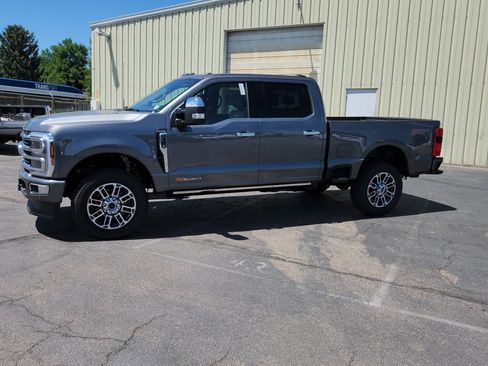 New 2026 Ford F350 Platinum w/ Platinum Plus Package AWD/4WD image 3