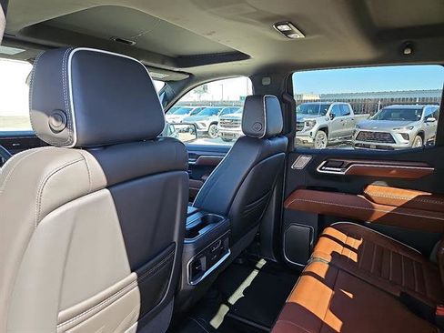 New 2026 GMC Sierra 1500 Denali Ultimate image 10