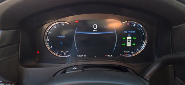 Used 2019 Cadillac Escalade ESV Luxury AWD/4WD image 14
