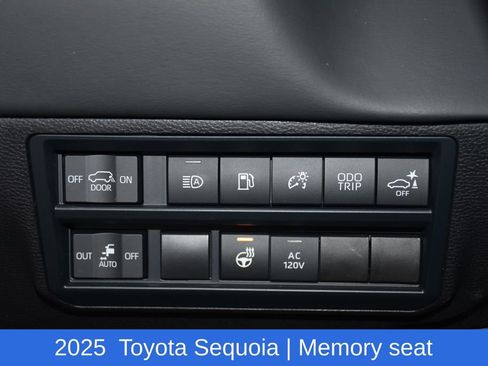 Used 2025 Toyota Sequoia Platinum AWD/4WD image 9