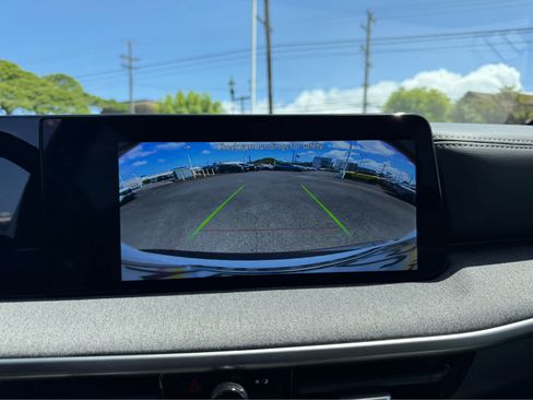 Used 2026 Nissan Kicks SV FWD image 8