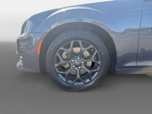 Certified 2022 Chrysler 300 Touring L w/ Popular Equipment Group AWD/4WD image 16