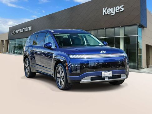 Certified 2026 Hyundai Ioniq 9 SEL AWD/4WD image 3