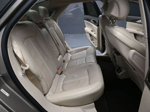 Used 2019 Lincoln MKZ Reserve image 18