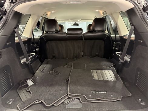 Certified 2020 Nissan Pathfinder SL w/ Cargo Package image 29