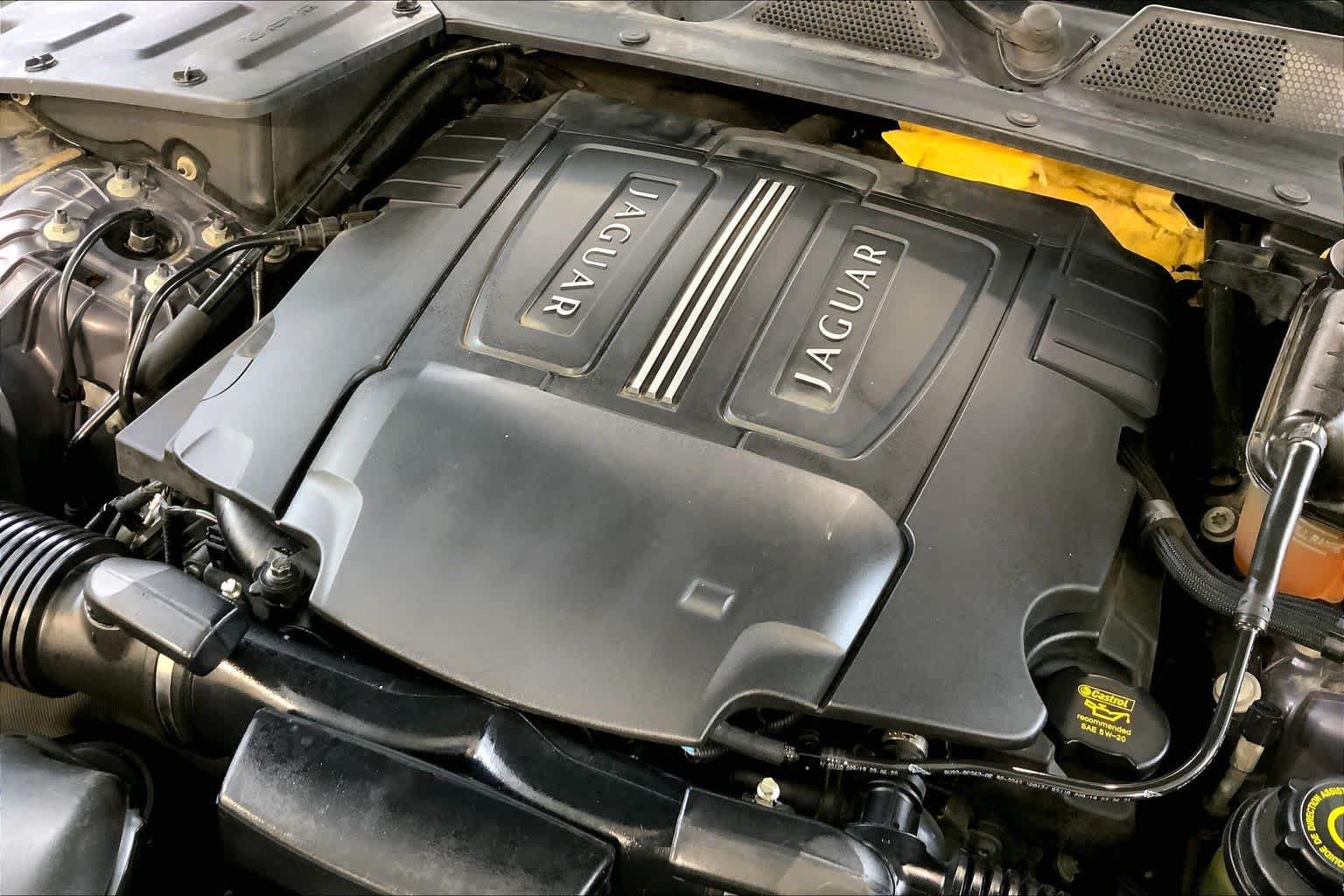 Used 2011 Jaguar XJ RWD image 31