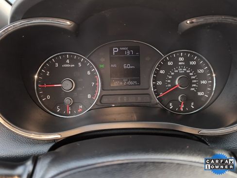 Used 2017 Kia Forte LX image 15