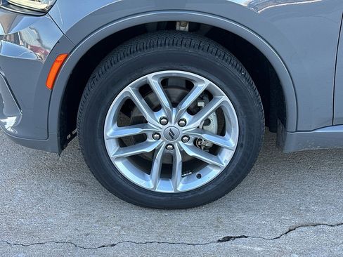 Used 2023 Dodge Durango GT image 3