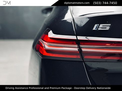 Used 2024 BMW i5 M60 w/ Premium Package AWD/4WD image 15