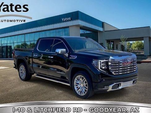 Used 2022 GMC Sierra 1500 Denali w/ Denali Reserve Package AWD/4WD image 1