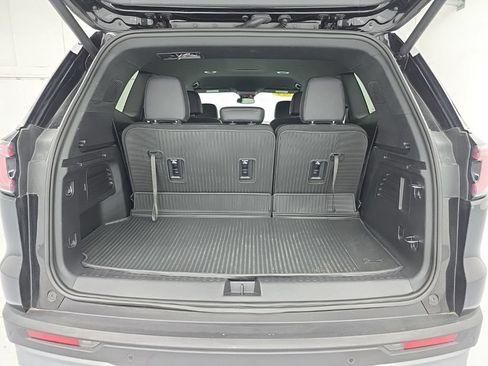 Used 2024 GMC Acadia Elevation w/ LPO, Floor Liner Package AWD/4WD image 44