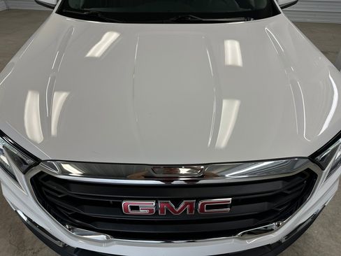 Used 2022 GMC Terrain SLE w/ Driver Convenience Package image 40