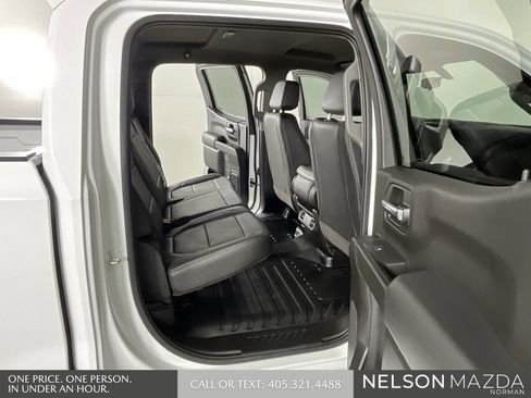 Used 2020 GMC Sierra 1500 4x4 Crew Cab image 15
