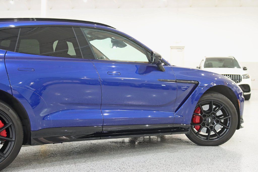 Used 2023 Aston Martin DBX 707 AWD/4WD image 12